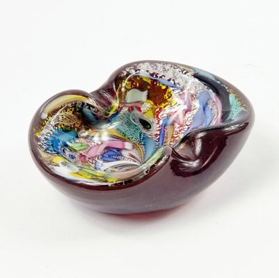 https://cdn20.pamono.com/p/g/1/7/1724014_fr0ijw75ew/murano-glass-ashtray-tutti-frutti-attributed-to-dino-martens-for-aureliano-toso-italy-1950s-1.jpg