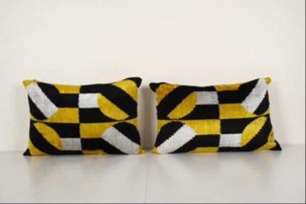 Set Of 2 Yellow Geometric Lumbar Pillow Covers Set Of 2 Yellow Geometric Lumbar Pillow Covers