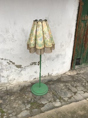 Plastic shade for floor lamp deals