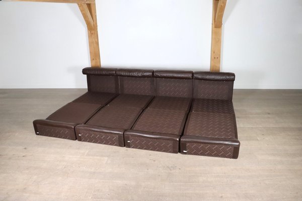 De 2024 sede bed