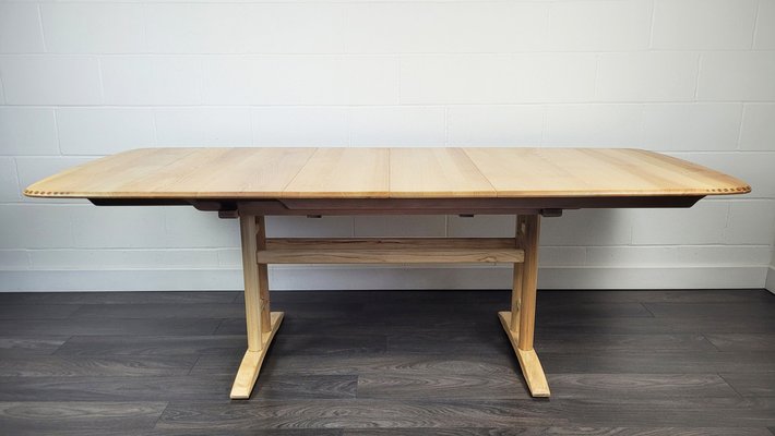 Kirkendall extendable online dining table