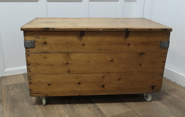 Vintage Oak and Pine Trunk for sale at Pamono