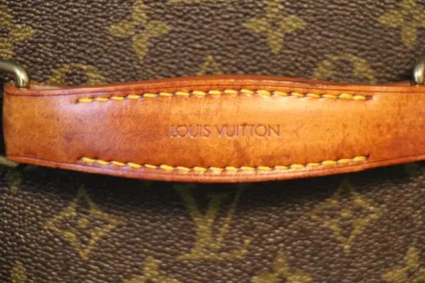 Valise de Train de Louis Vuitton en vente sur Pamono