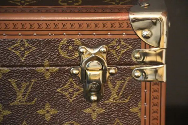 Valigia ferroviaria di Louis Vuitton in vendita su Pamono