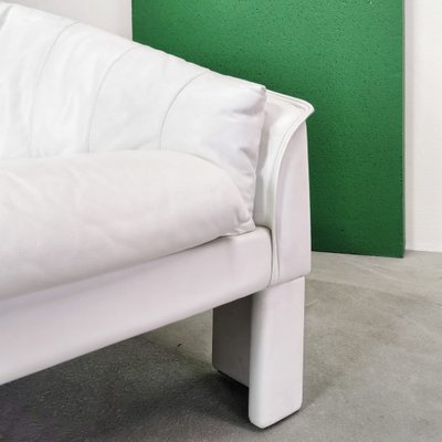Shell Sofa in White Leather from Marac, 1980s for sale at Pamono