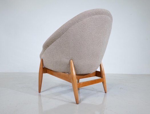 https://cdn20.pamono.com/p/g/1/7/1741960_g4wqkwb0w4/mid-century-modern-beige-fabric-armchairs-by-julia-gaubek-hungary-1950s-set-of-2-3.jpg