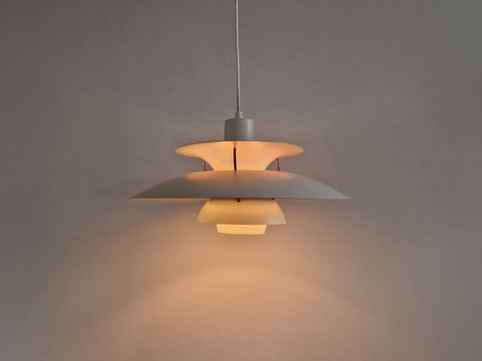 Louis on sale poulsen pendant