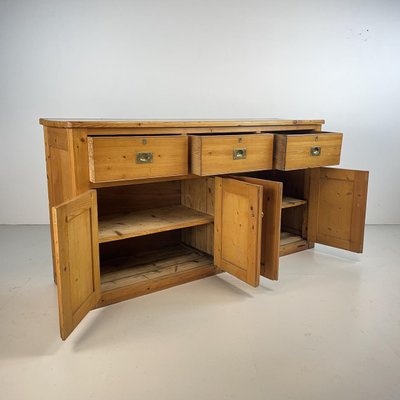 Victorian 2024 pine dresser