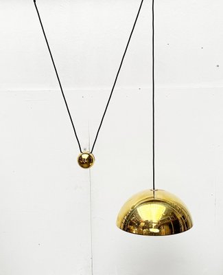 Vereinigte Werkstätten München - Mid Century Modern Counterweight Brass  Pendant Lamp by Vereinigte Werkstätten