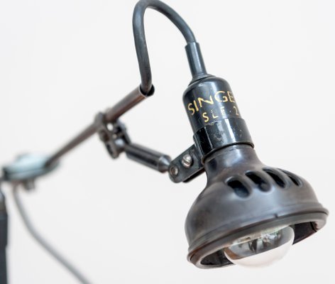 Industrial Singer Sewing Machinist Factory Task Lamp Light, 1920s