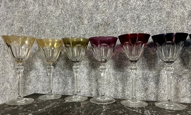 https://cdn20.pamono.com/p/g/1/7/1752429_i2wpktbs42/multi-colored-crystal-wine-glasses-set-of-12-1.jpg