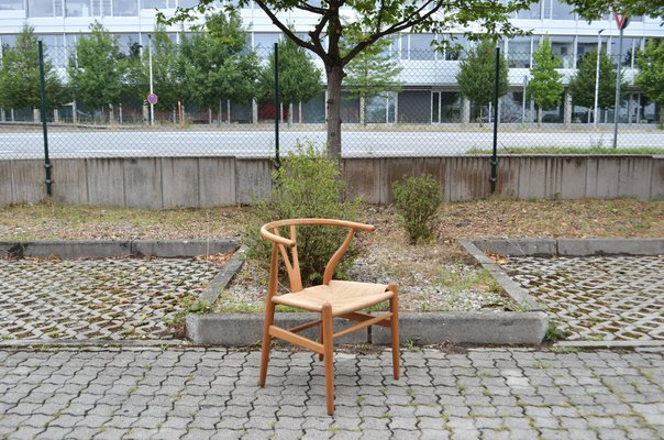 CH24 Wishbone Y Chair in Oak by Hans J. Wegner for Carl CH24 Wishbone Y Chair in Oak by Hans J. Wegner for Carl