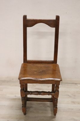 Chair in Walnut, 17th Century for sale at Pamono