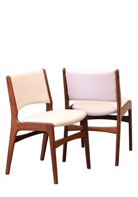 Dining Chairs Model 89 in Teak and Beige Upholstery Dining Chairs Model 89 in Teak and Beige Upholstery