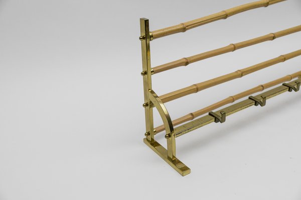 Groer Wandgarderobe aus Messing & Bambus, Italien, 1960er bei Pamono kaufen