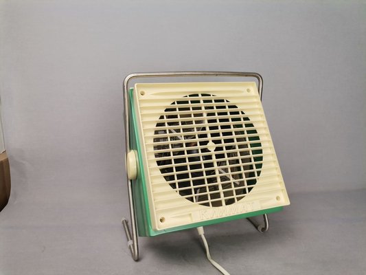 Ventilatore da tavolo vintage in metallo e plastica, anni '60 in vendita su  Pamono