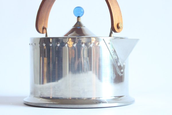 https://cdn20.pamono.com/p/g/1/7/1765887_v0jtvj9yav/postmodern-ottoni-kettle-by-carsten-jorgenssen-for-bodum-denmark-1986-11.jpg