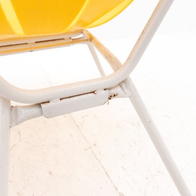Grosfillex folding sales chairs