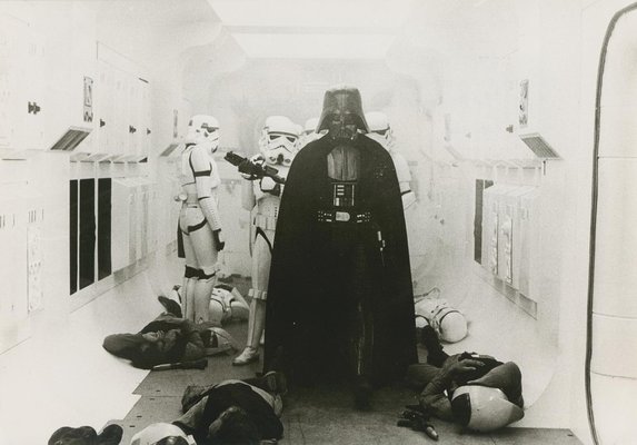 [Obrazek: star-wars-film-still-1977-print-1.jpg]