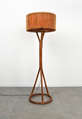 Mid-Century Stehlampe aus Bambus & Rattan, Italien, 1960er bei Pamono kaufen
