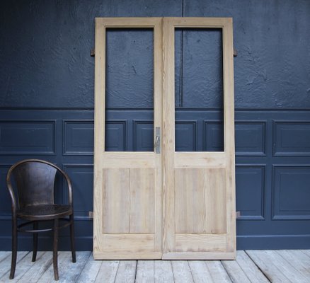 Panneau double porte en bois porte en bois brut polonais porte en bois -  Chine Porte, porte en bois