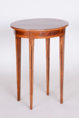 Kleiner Italienischer Beistelltisch aus Eibe, 1810er bei Pamono kaufen