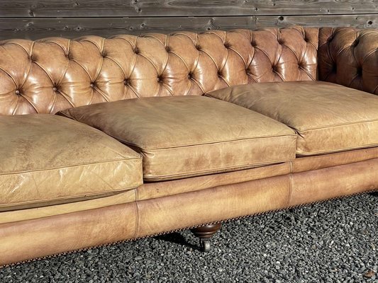 Large 2024 tufted couch