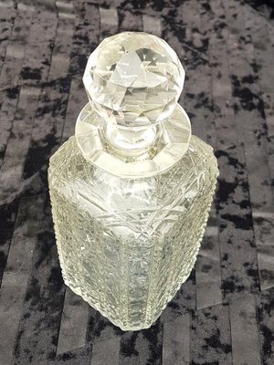 Vintage Crystal Whiskey Decanter from Baccarat for sale at