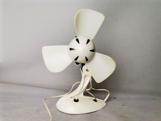 Vintage portable fan hotsell