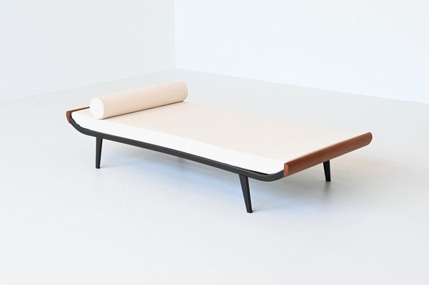 Cleopatra Daybed in Linen by Dick Cordemeijer for Auping the