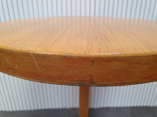 60 Stool by Alvar Aalto for Artek, 1960s for sale at Pamono 60 Stool by Alvar Aalto for Artek, 1960s for sale at Pamono