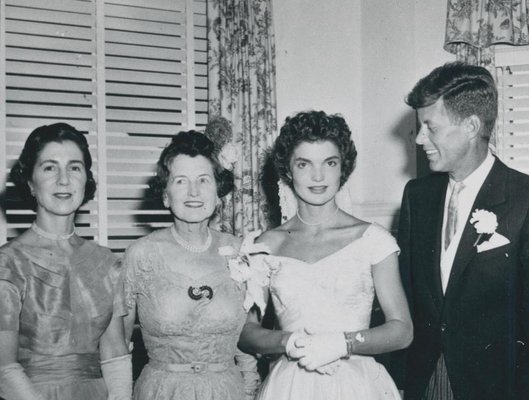 Weddingday Jackie e John Kennedy, Fotografia in bianco e nero, 1953
