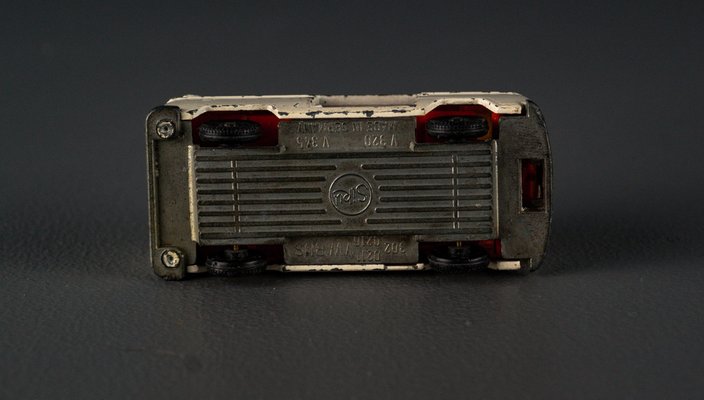 SIKU V320 VW BUS Bundespost-Peilwagen - メルカリ