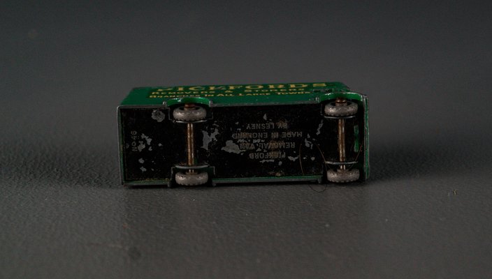 Removal Van Pickfords Lesney Series No 46 from Matchbox for