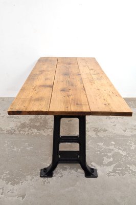 Industrial Dining Table With Yellow Metal Legs Traviso Round
