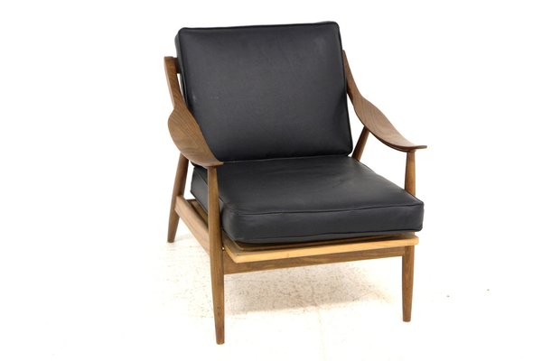 Scandinavian Leather Armchair Sweden 1960s for sale at Pamono