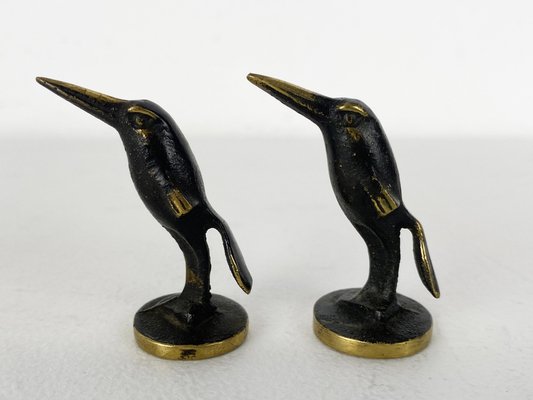 https://cdn20.pamono.com/p/g/1/7/1784306_vcm2kfm8ox/bronze-figures-raben-by-gluttoeter-for-hertha-baller-austria-1950s-set-of-2-2.jpg