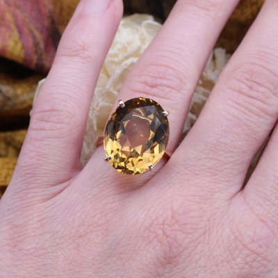 Anello da cocktail in oro giallo 18 carati con citrino anni 60 in vendita su Pamono