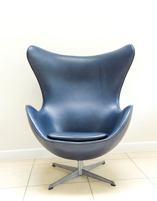 Egg Chair by Arne Jacobsen for Fritz Hansen Denmark 1960s