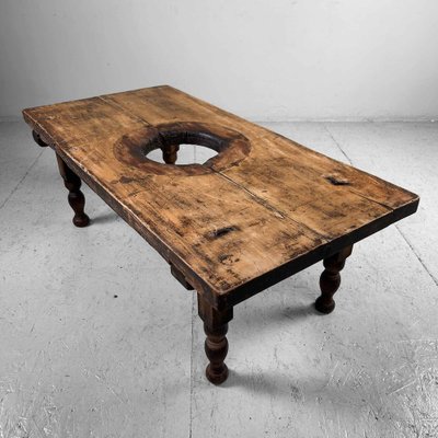廃盤品HIGASHI ヒガシ東木工PERVIO LOW TABLE 120 RE Low Taisho Era Hibachi Table, Japan, 1890s for sale at Pamono