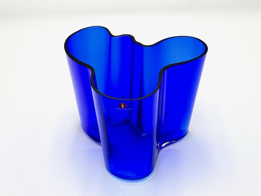Model 3030 Vase by Alvar Aalto for Iittala, 1992 for sale at Pamono