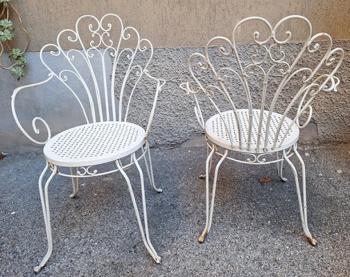 White metal clearance stackable chairs