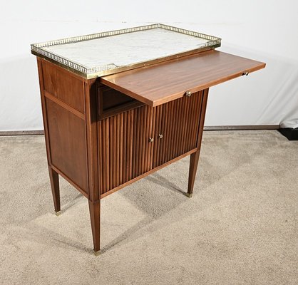 Kleiner Flurschrank aus Mahagoni im Louis XVI-Stil, Ende 19. Jh. bei Pamono kaufen