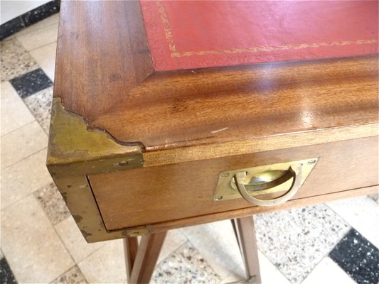 Vintage British Campaign Desk In Mahogany And Leather For Sale At