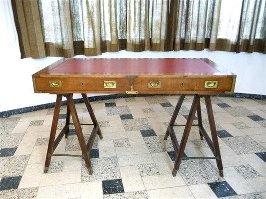 Vintage British Campaign Desk In Mahogany And Leather For Sale At
