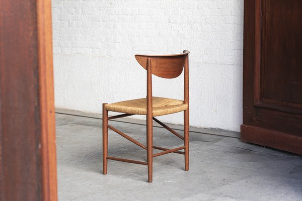 Pull up seat — Modell Møbler
