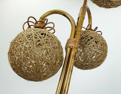 Mid-Century Tiki Era Tripod Stehlampe aus Bambus & Rattan, 1950er bei  Pamono kaufen