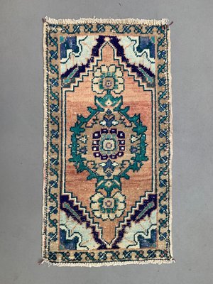 Small Vintage Turkish Rug for sale at Pamono