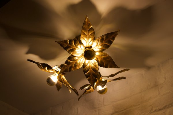 Ceiling 2024 flower light