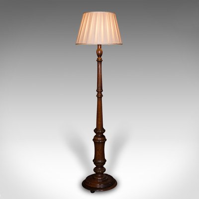 Scottish Victorian Standard Lamp in Oak 1890s for sale at Pamono